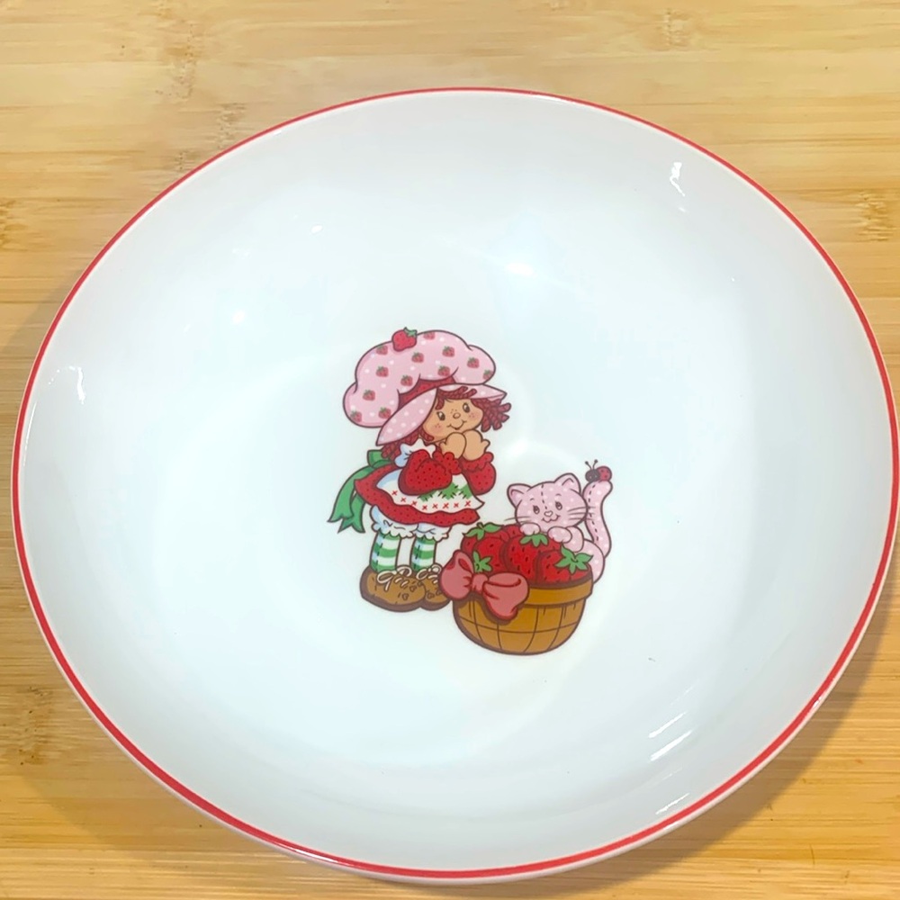 Strawberry Shortcake dinner plates